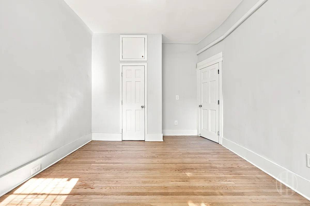 204 E 31st Street AA