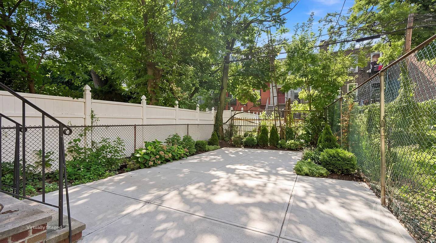 204 E 31st Street AA