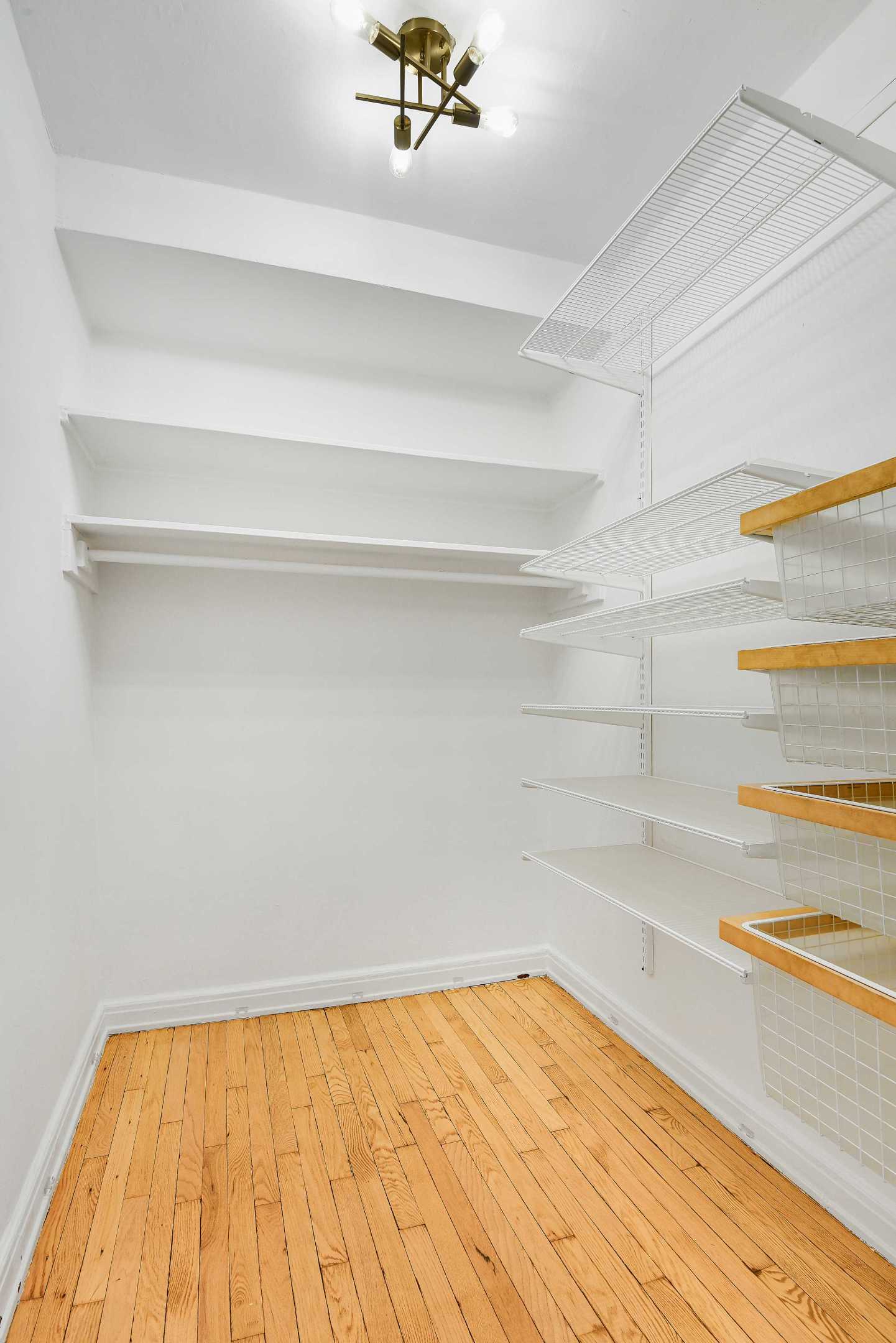 333 W 56th Street 3H
