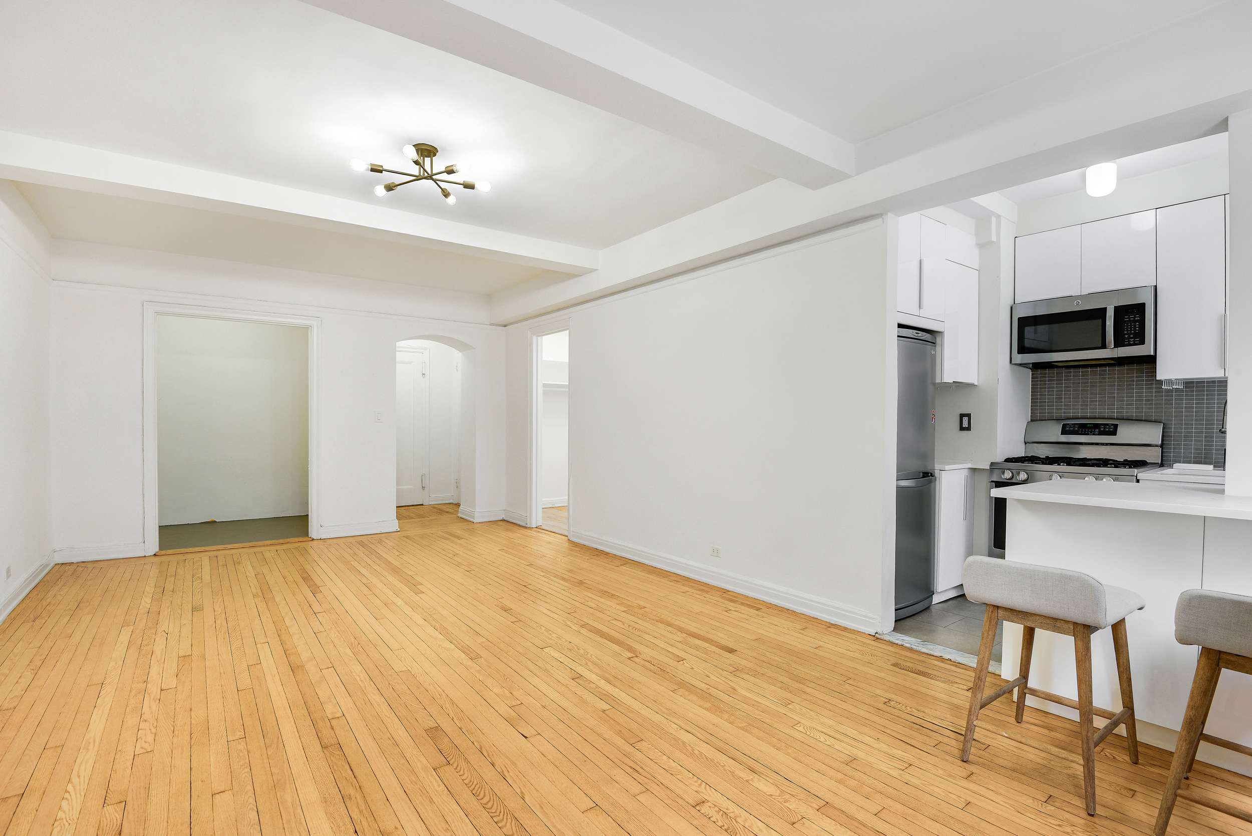 333 W 56th Street 3H
