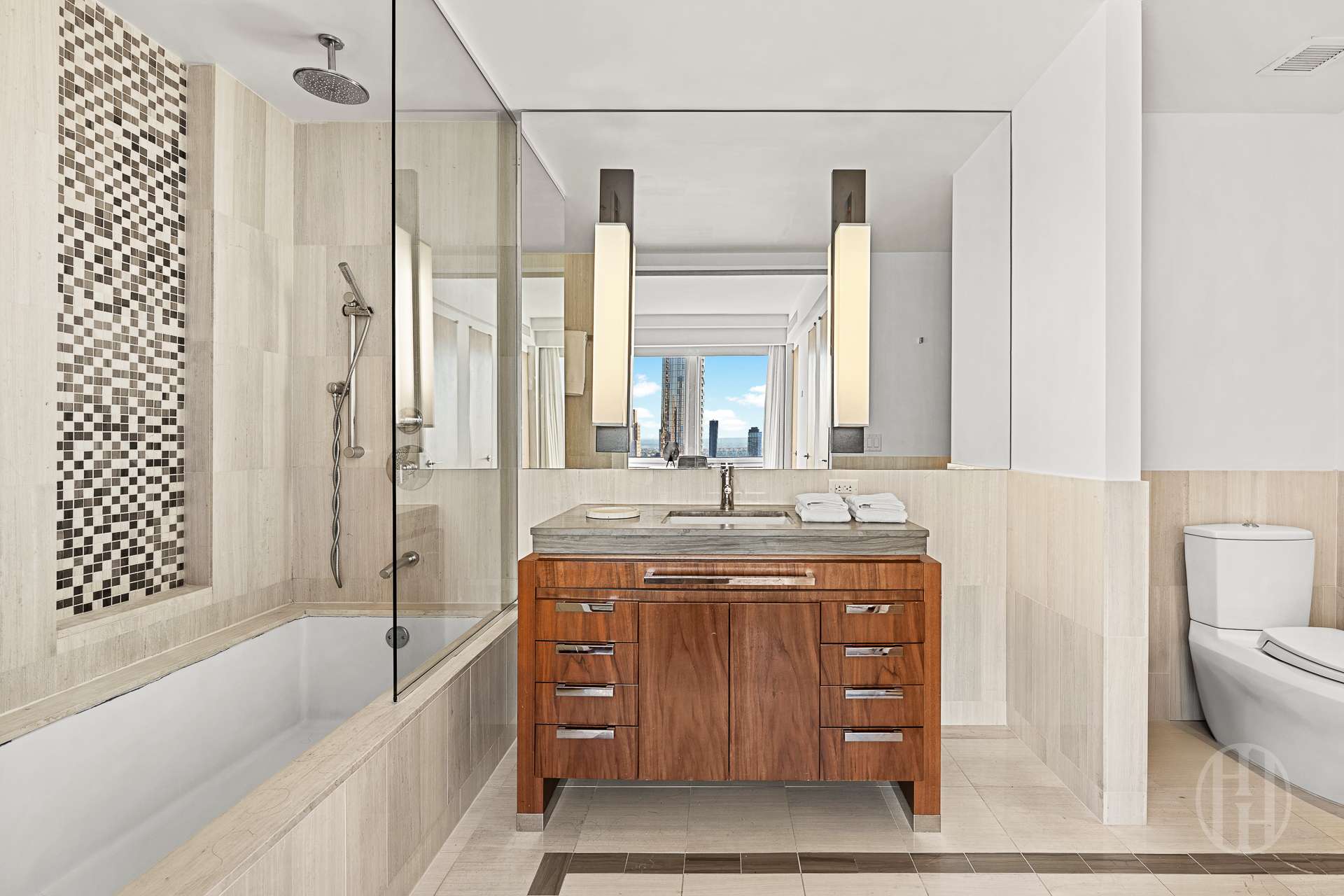 400 5th Avenue 45G