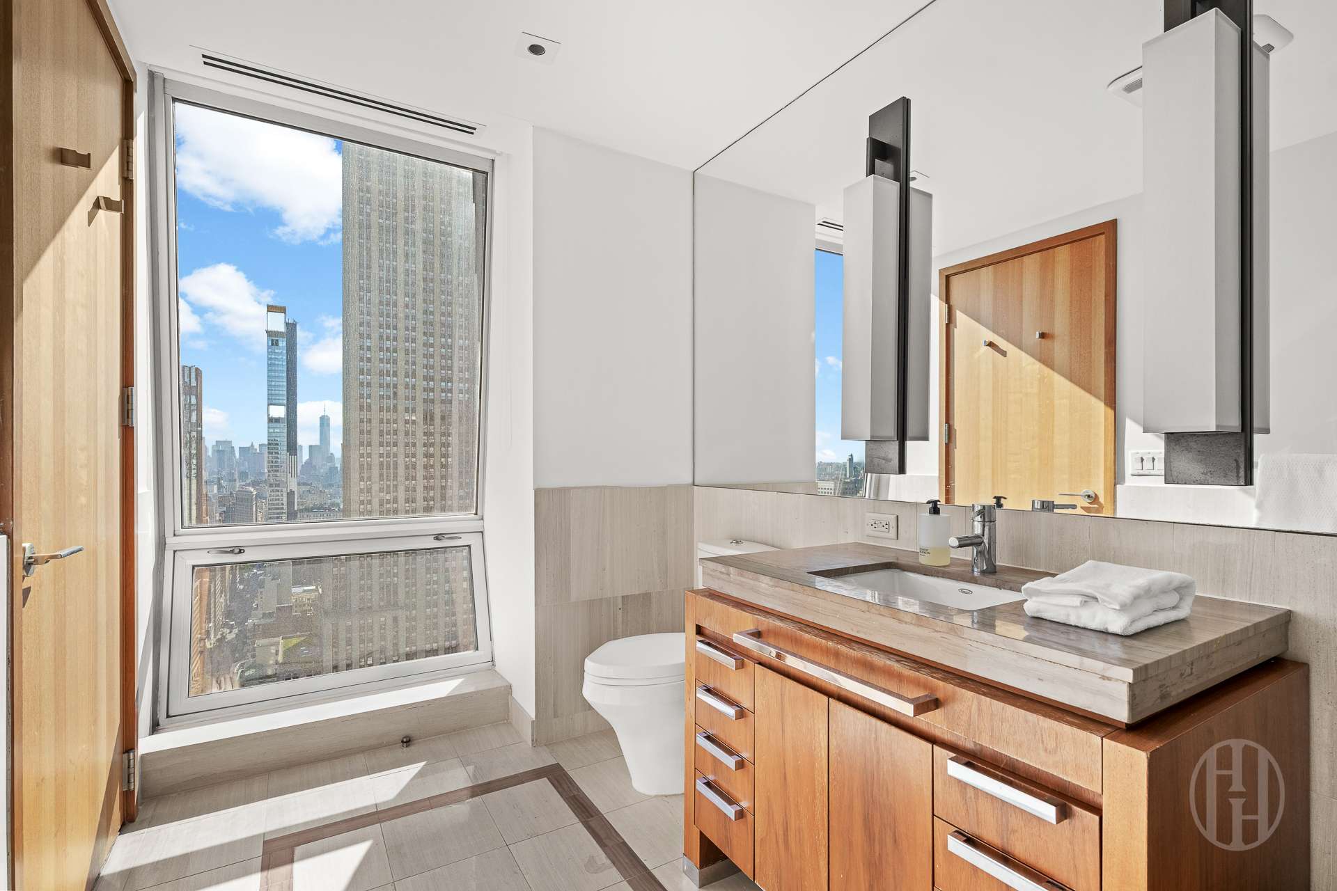 400 5th Avenue 45G