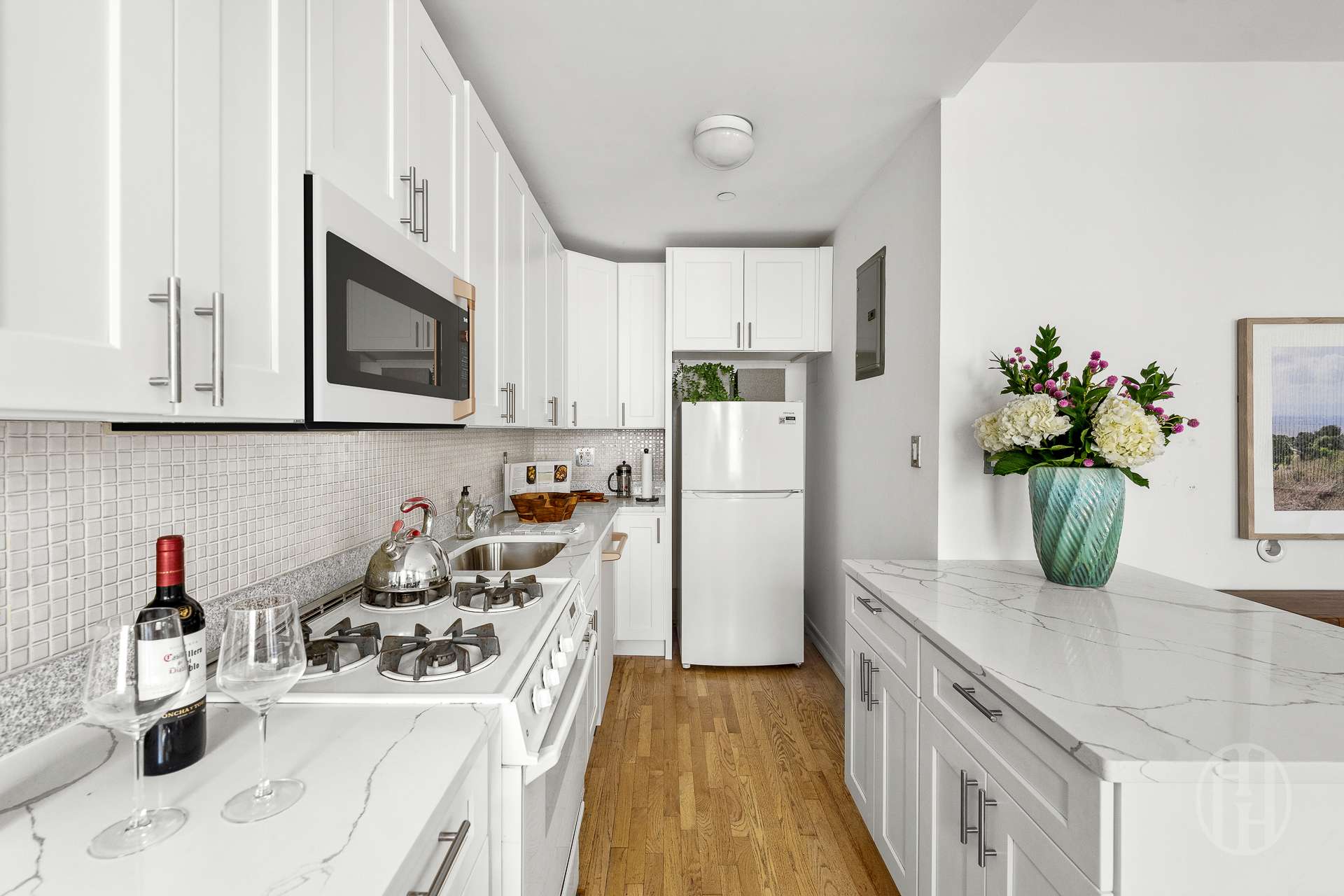 407 E 12th Street 4FNE