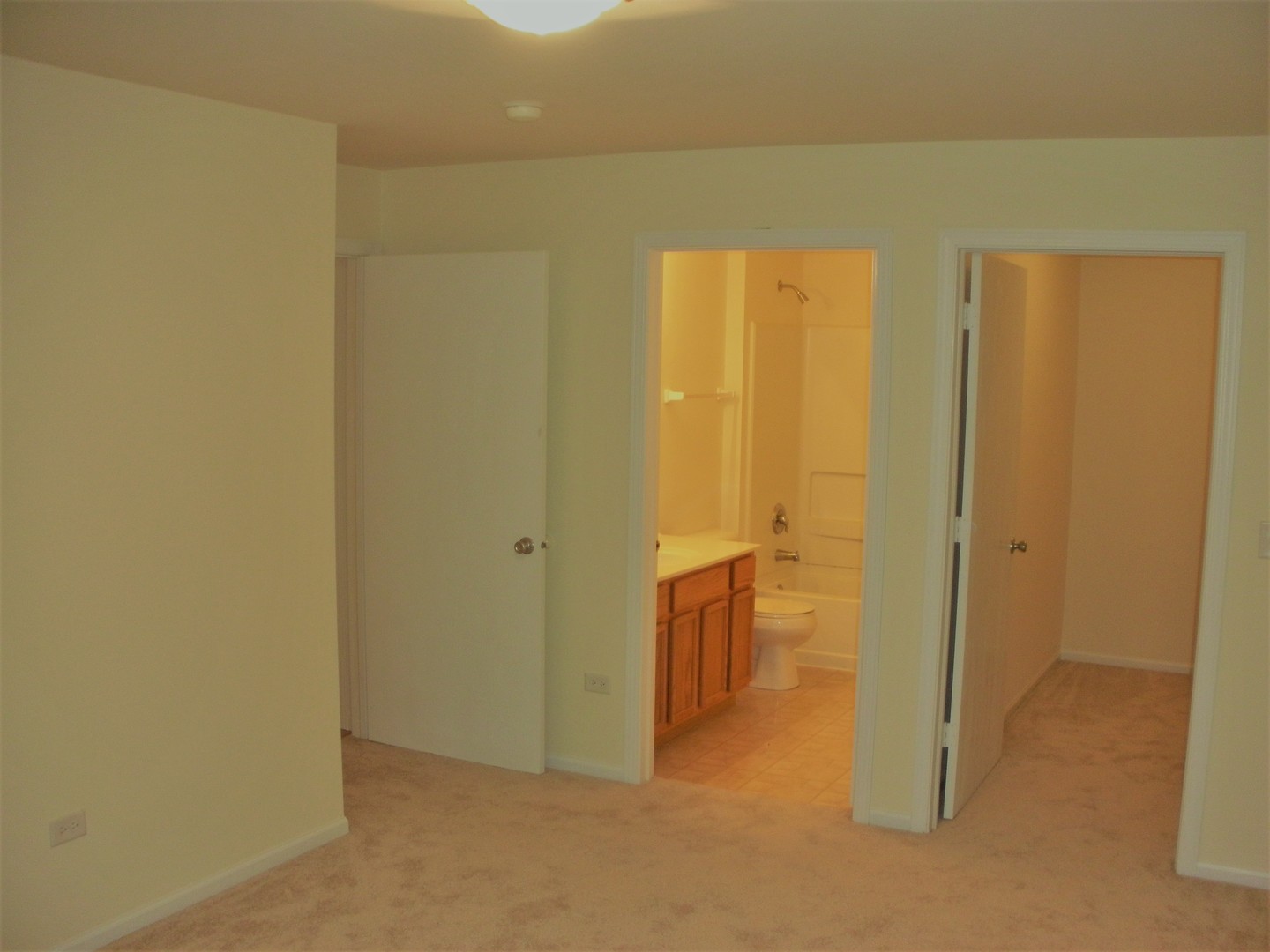 2207 Silverstone Drive Unit: 2207