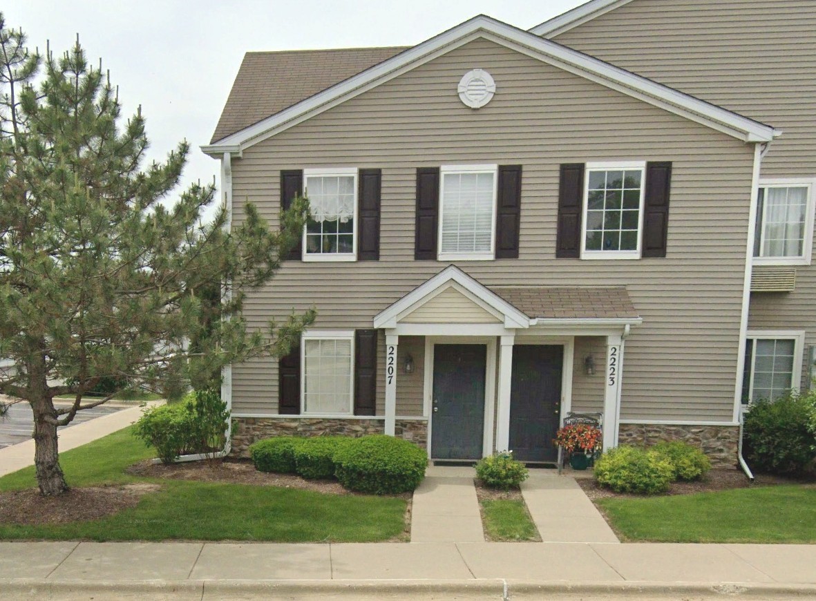 2207 Silverstone Drive Unit: 2207