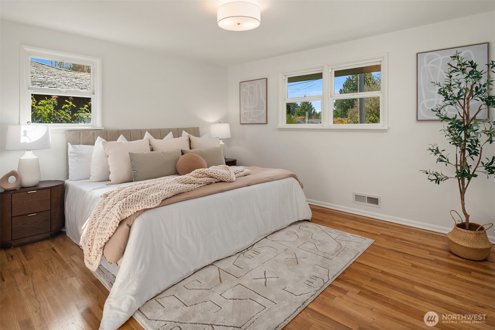 11346 Bartlett Avenue NE