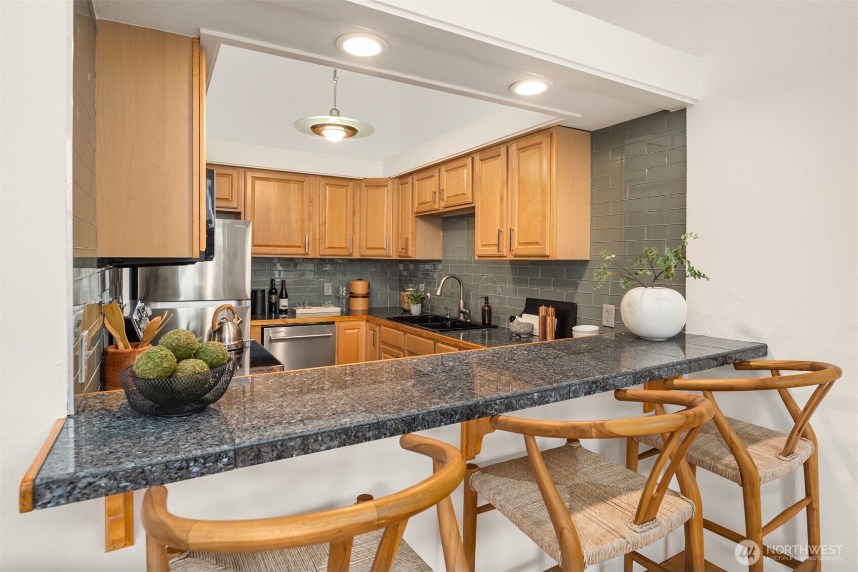 1406 Harvard Avenue Unit: 7