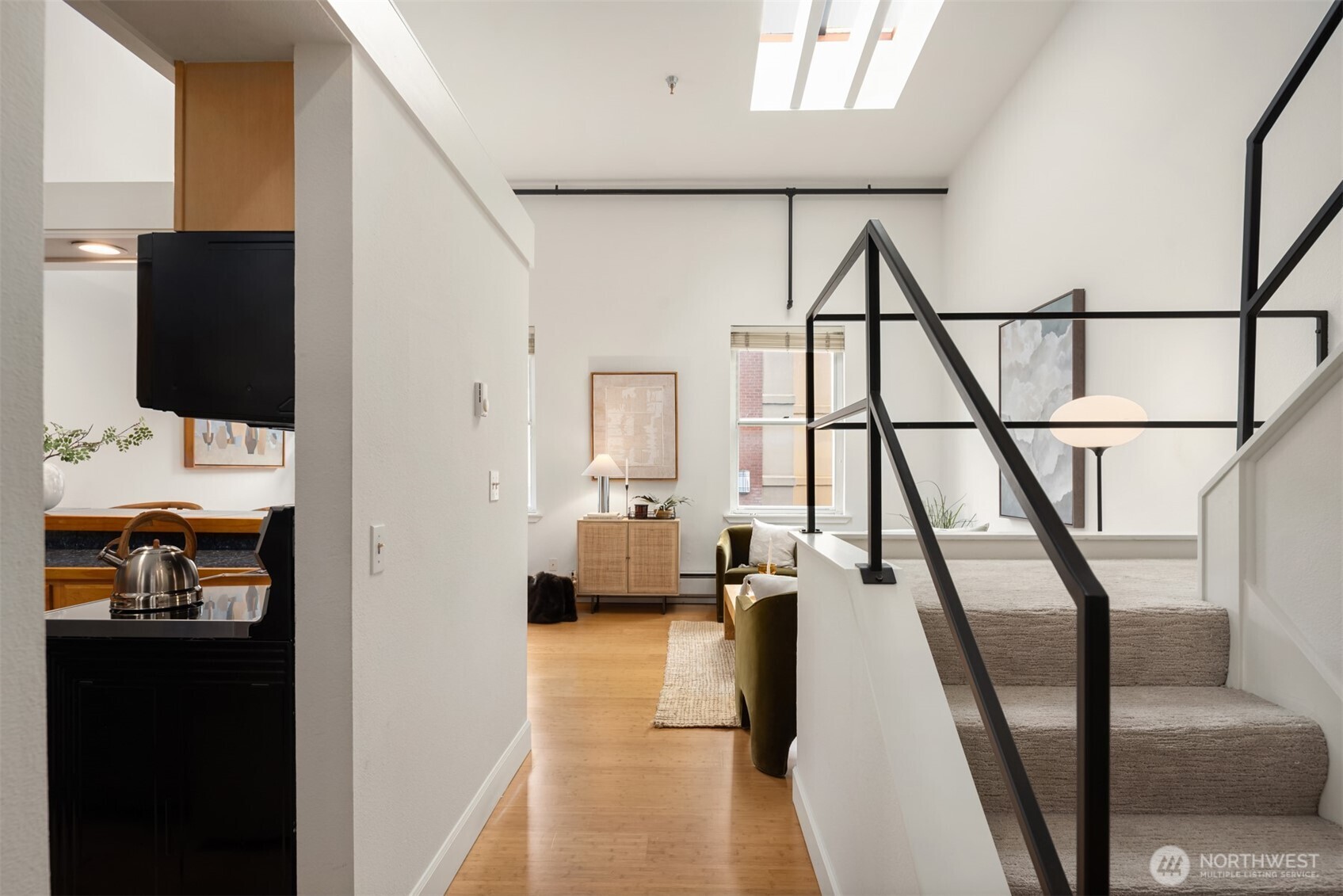 1406 Harvard Avenue Unit: 7