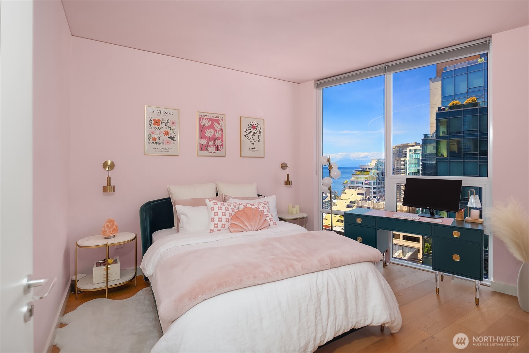 121 Stewart Street Unit: 2008