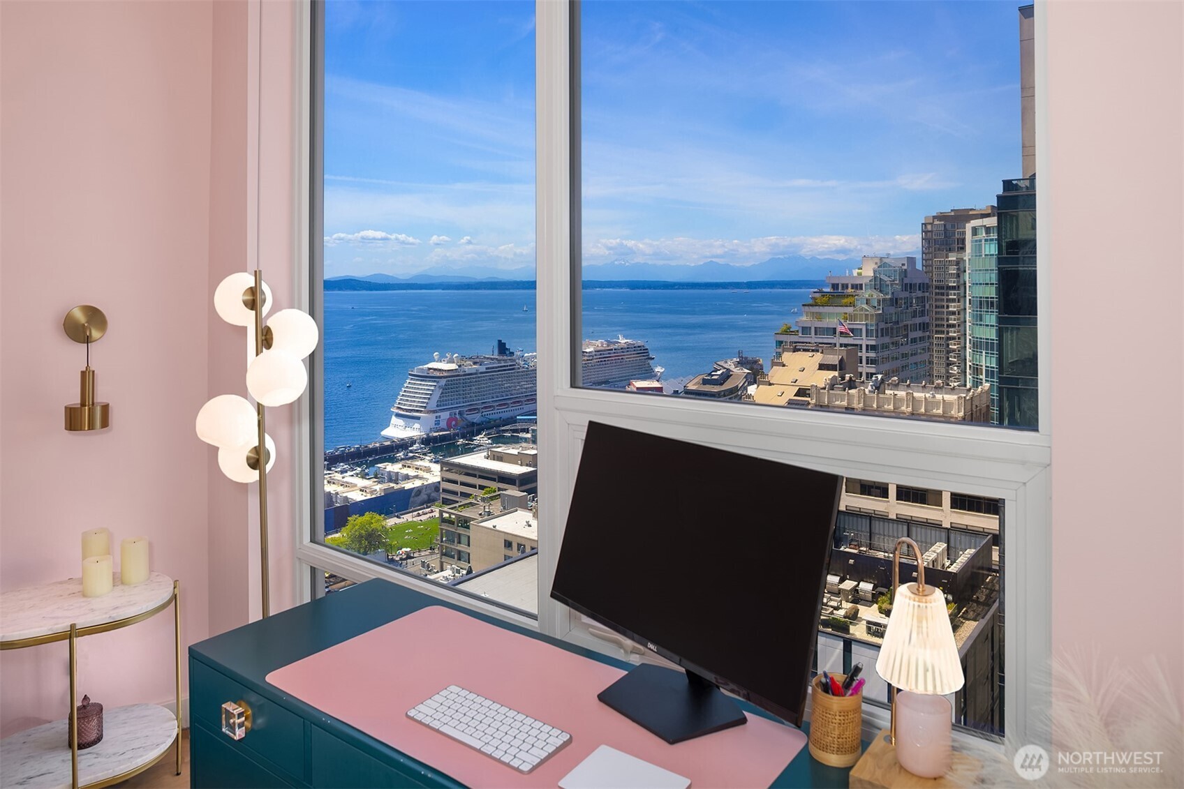 121 Stewart Street Unit: 2008