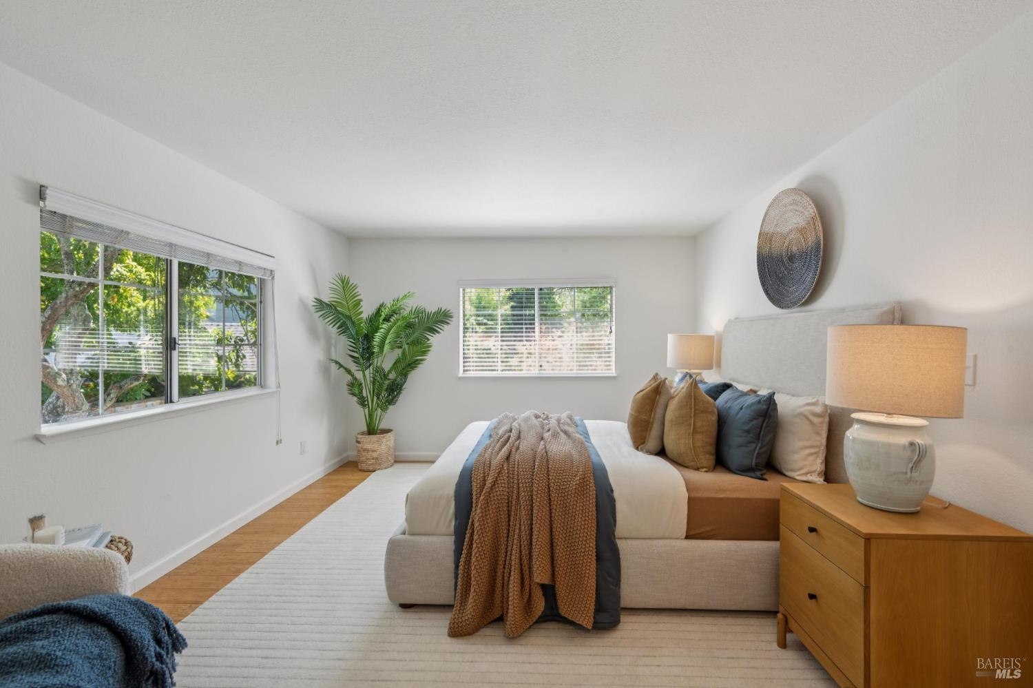 112 Picnic Ave