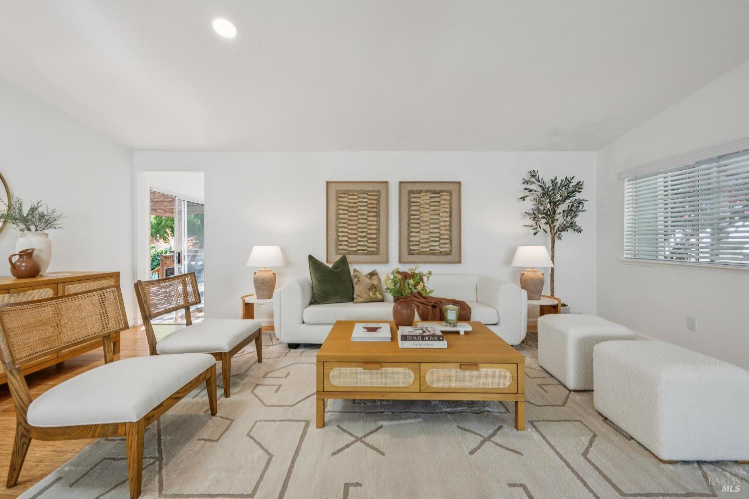 112 Picnic Ave