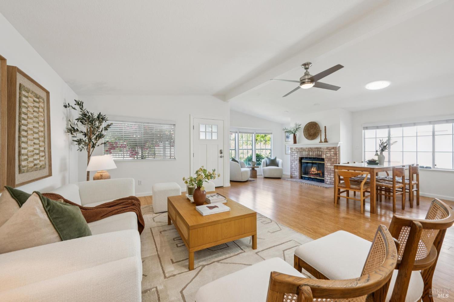 112 Picnic Ave