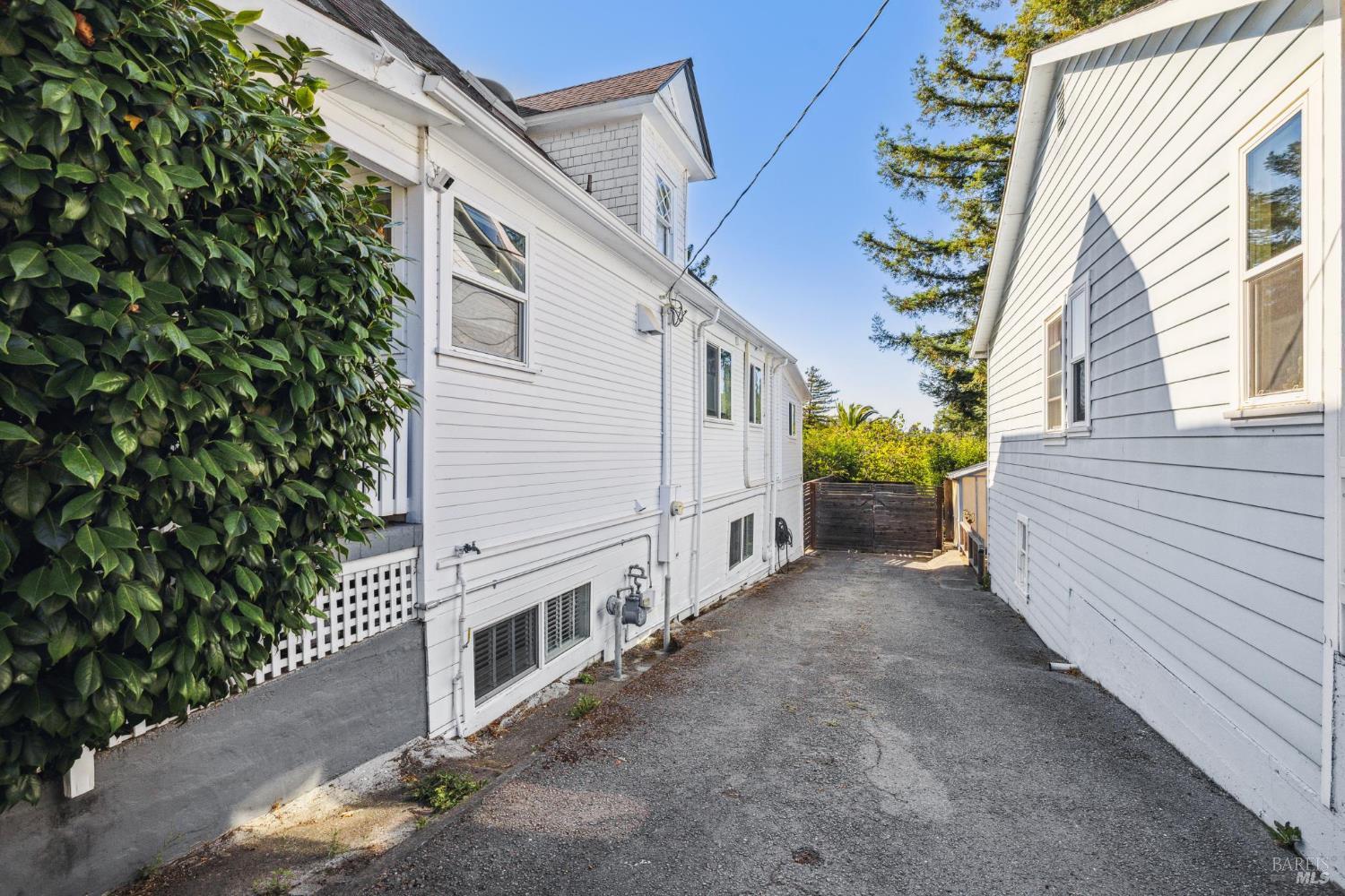 304 West St