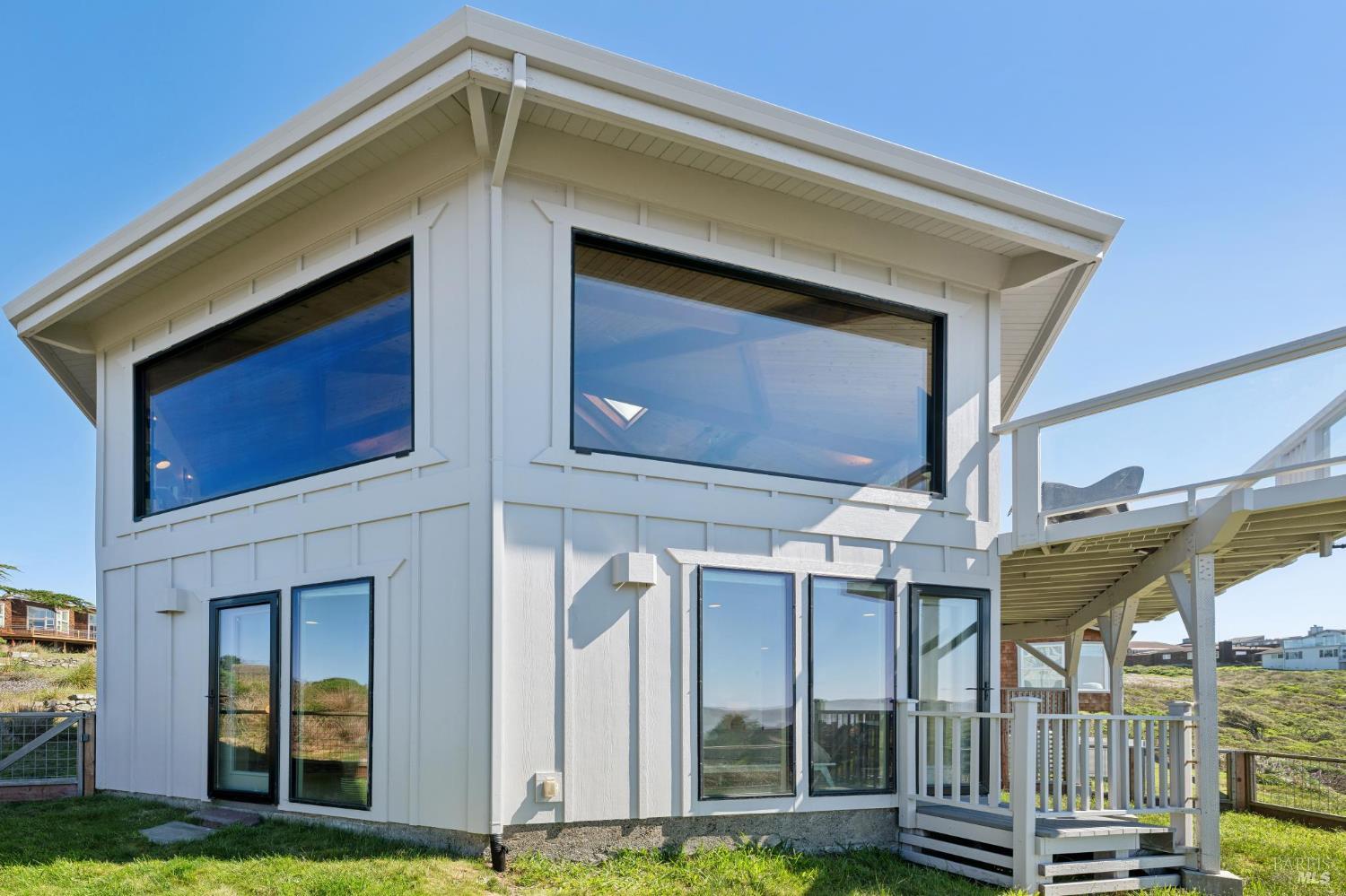 557 Oceana Drive