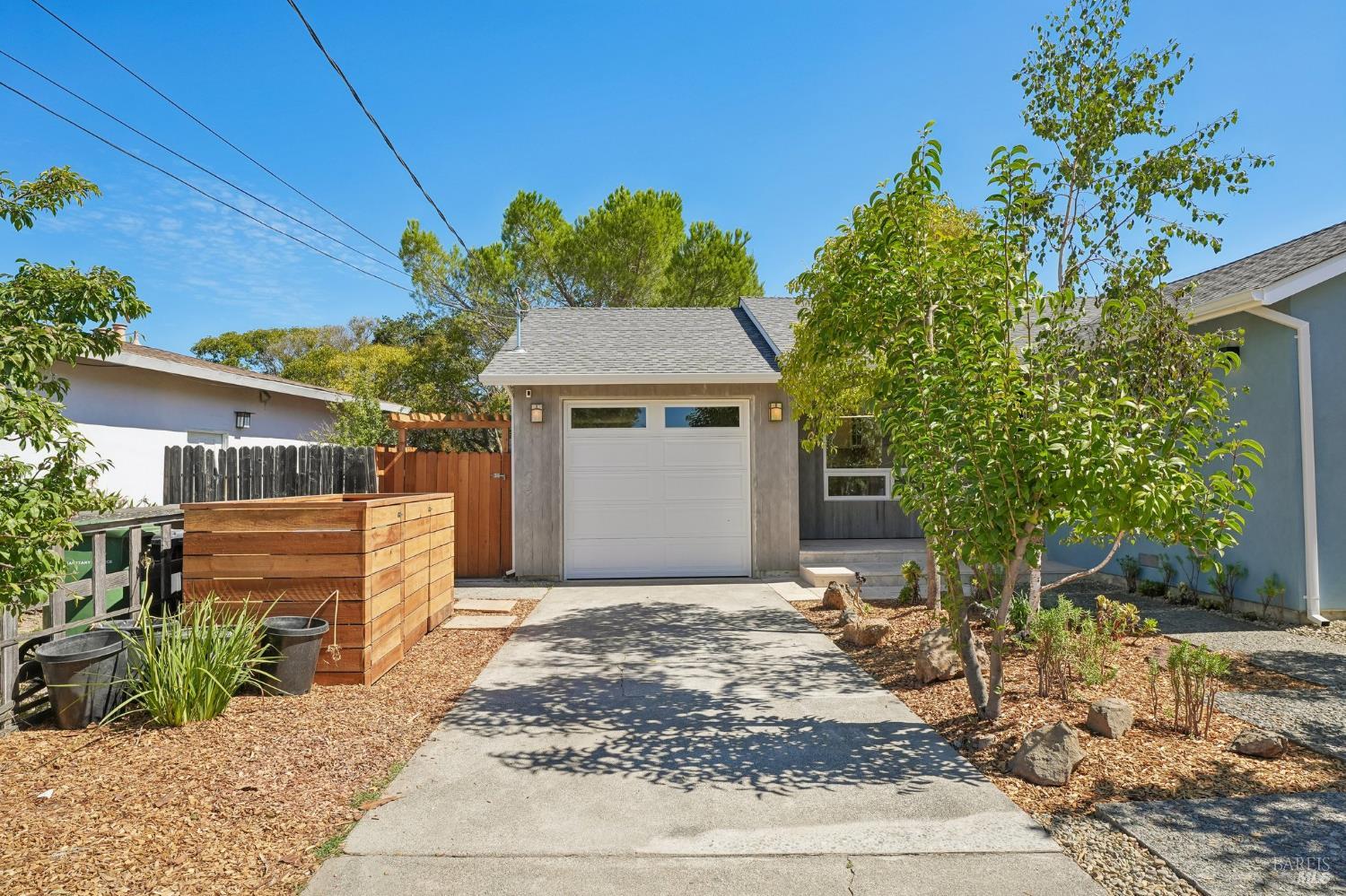 106 La Pasada Way
