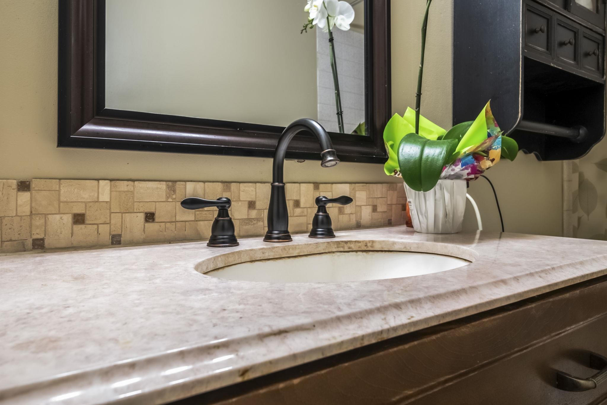 99 WALAKA St Unit: 12A