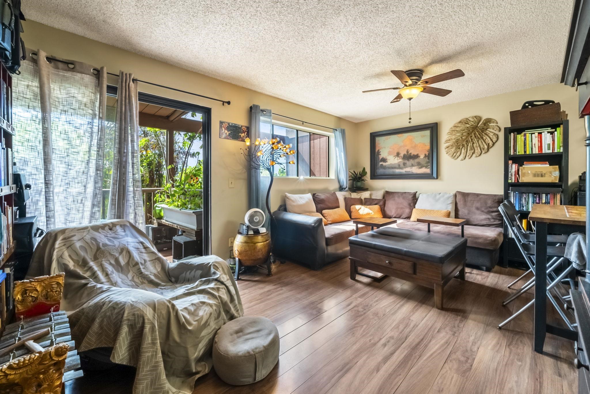 99 WALAKA St Unit: 12A