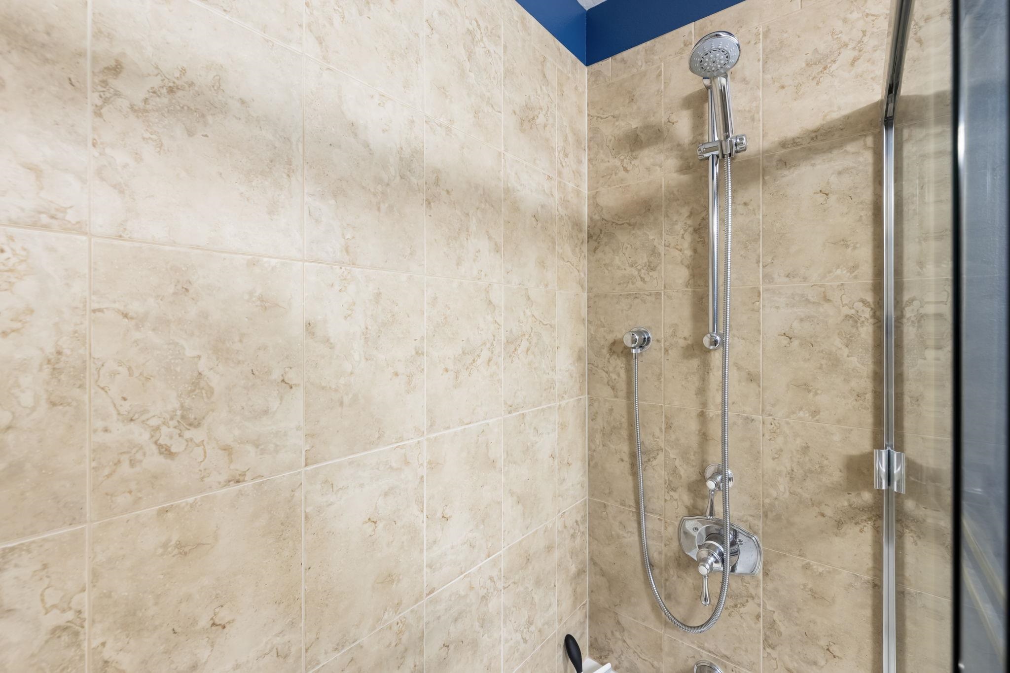 28 Hauwahine St Unit: F104