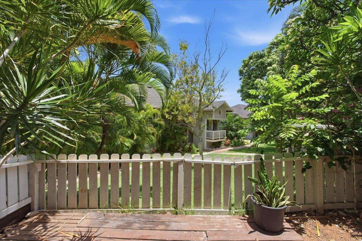 160 KEONEKAI Rd Unit: 27-102