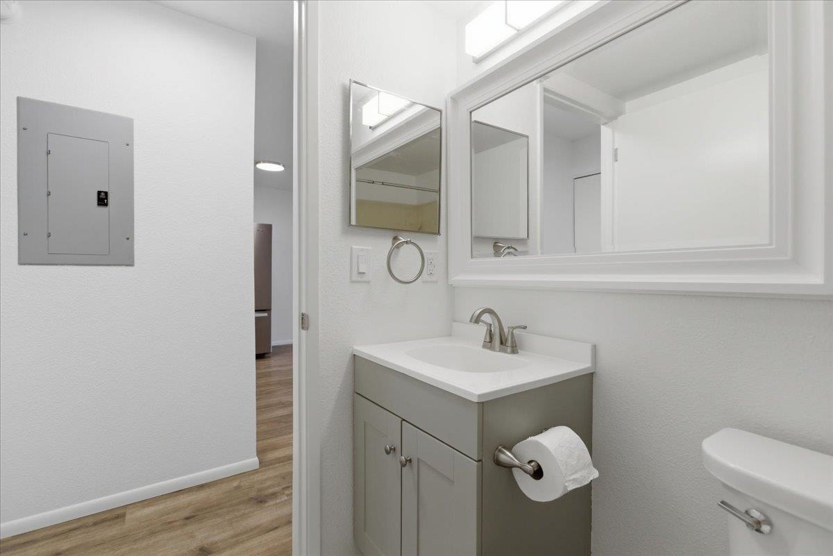 160 KEONEKAI Rd Unit: 27-102