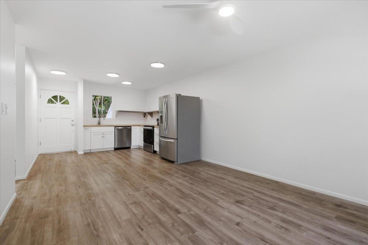 160 KEONEKAI Rd Unit: 27-102