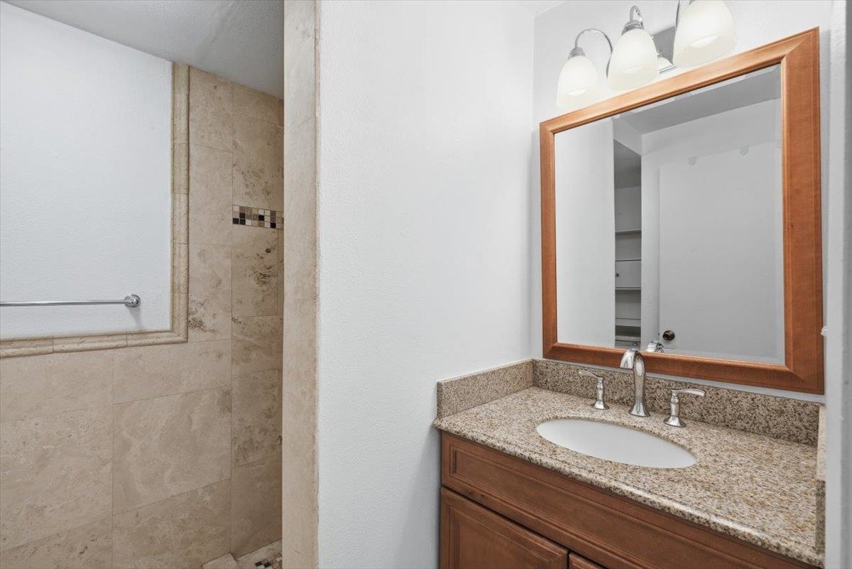 2747 S Kihei Rd Unit: C201