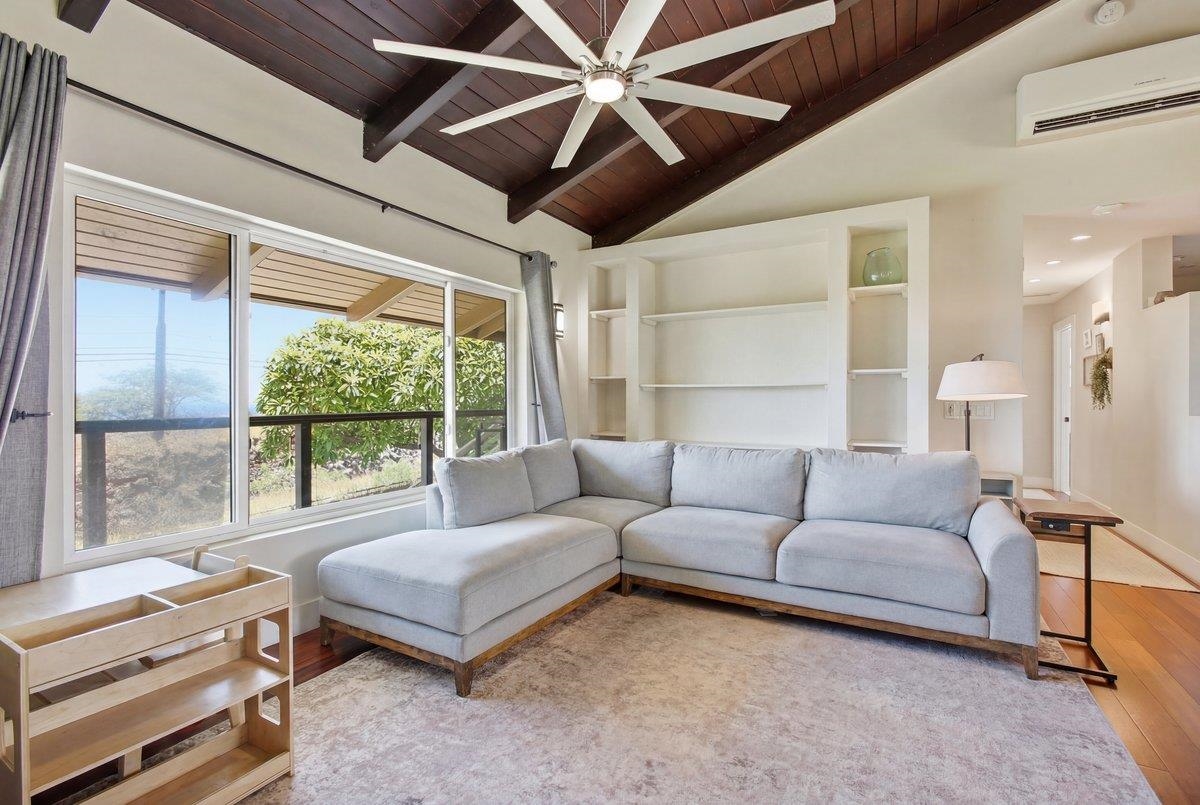 3248 Akala Dr