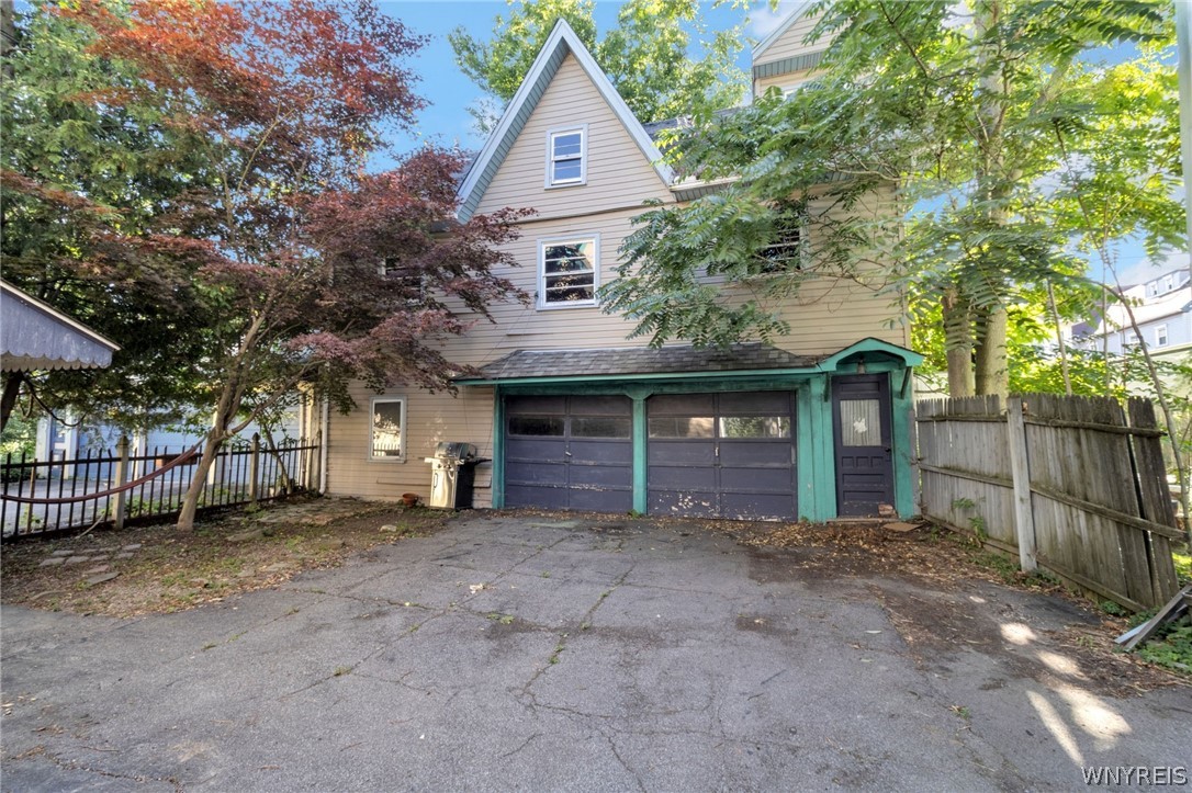 29 Livingston Street