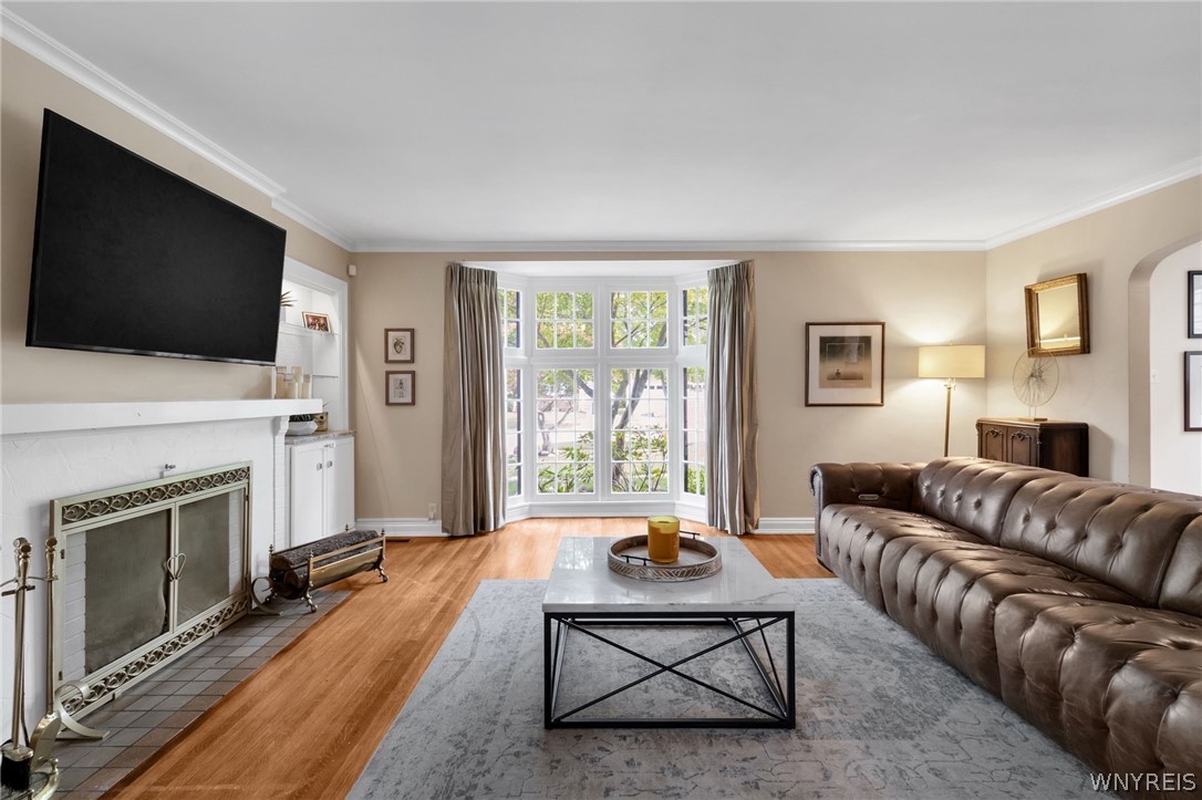 28 Bissell Drive