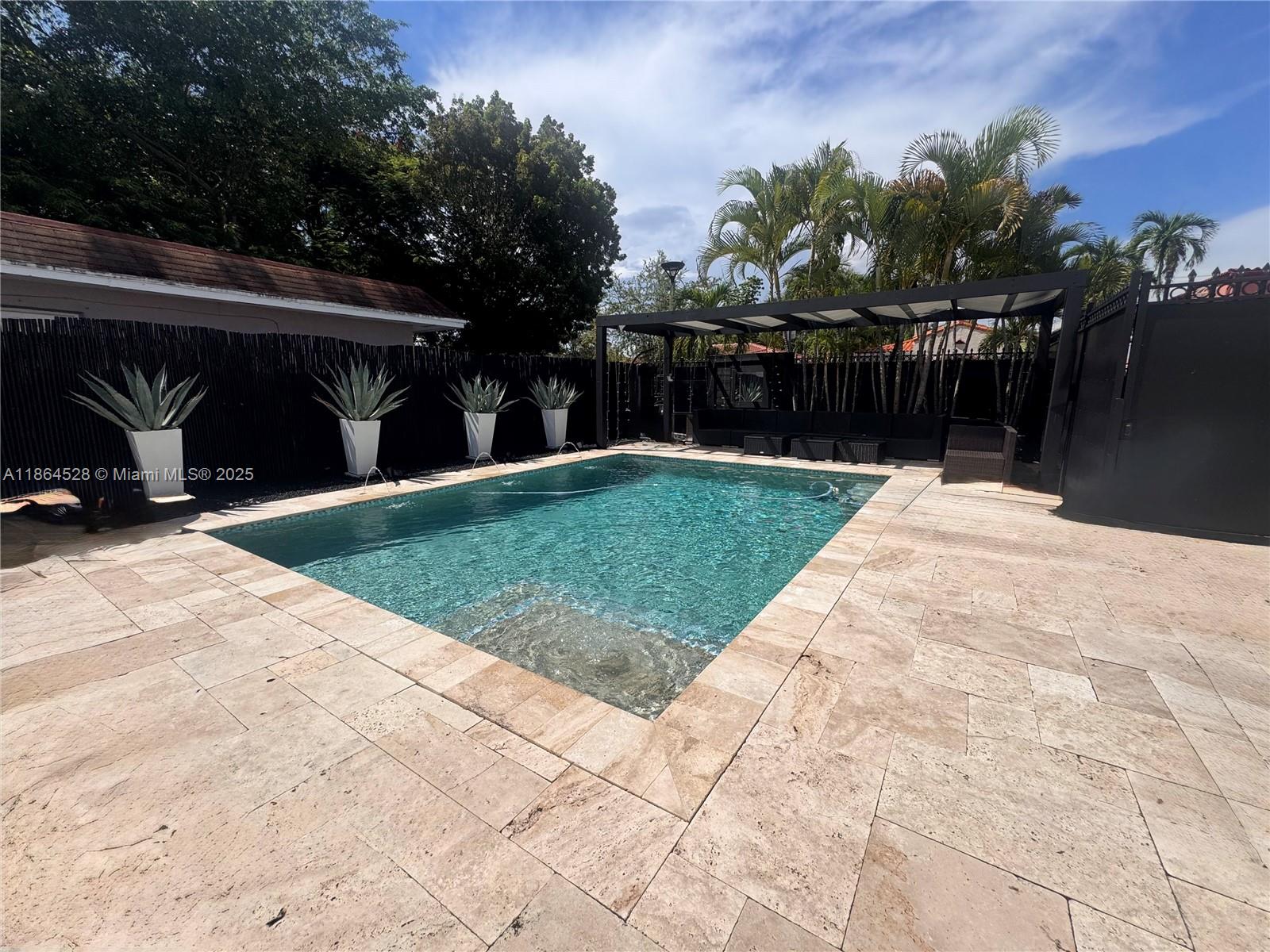 1700 SW 16th Ter