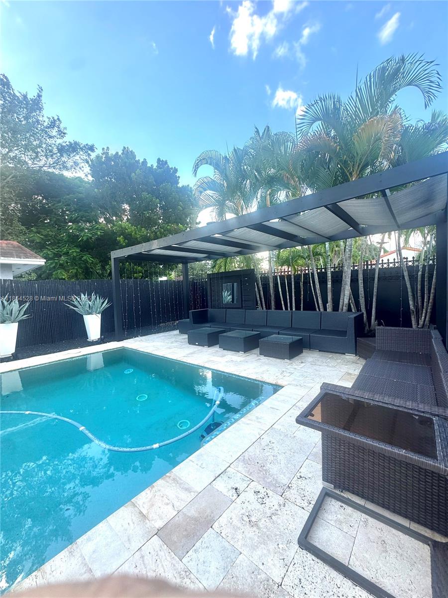 1700 SW 16th Ter