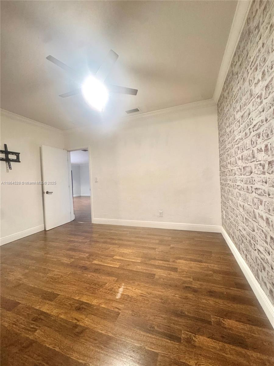 1700 SW 16th Ter