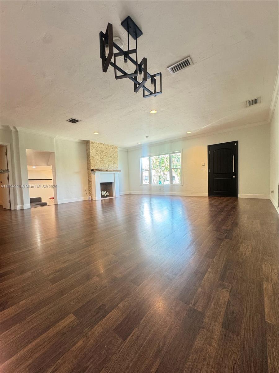 1700 SW 16th Ter