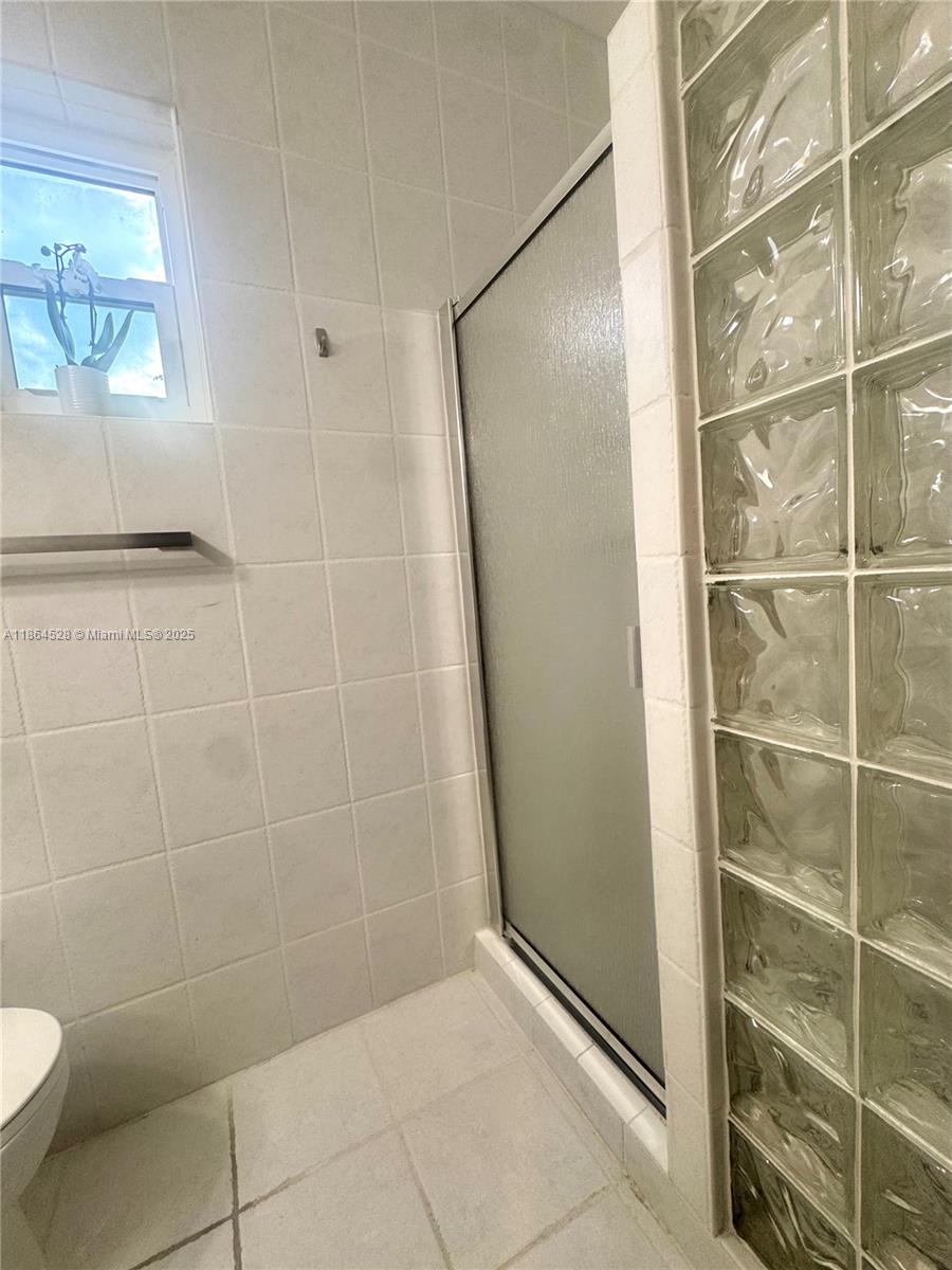1700 SW 16th Ter