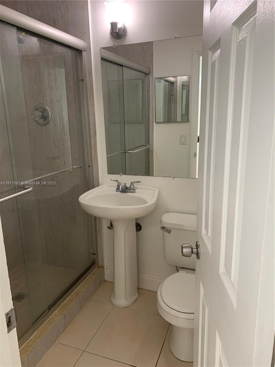 7901 SW 64th Ave # 16