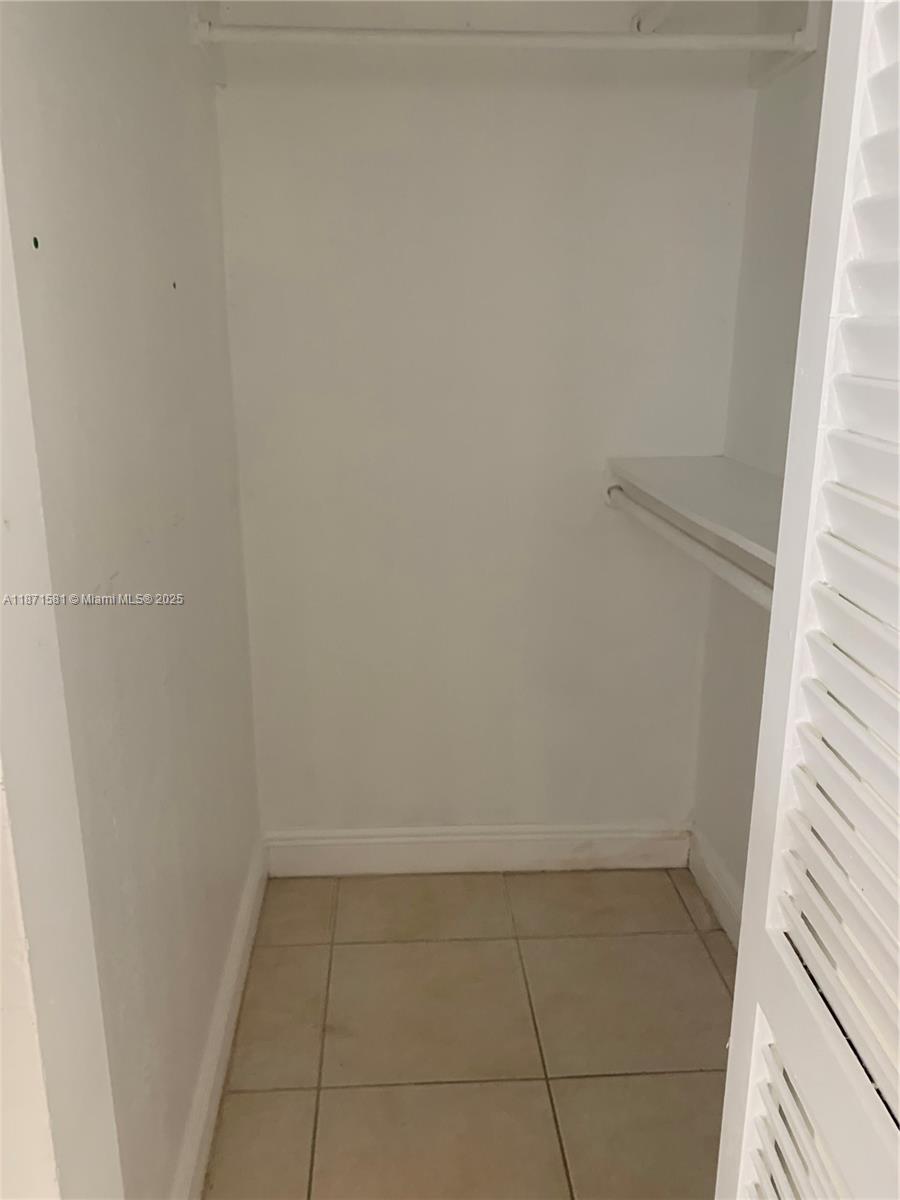 7901 SW 64th Ave # 16