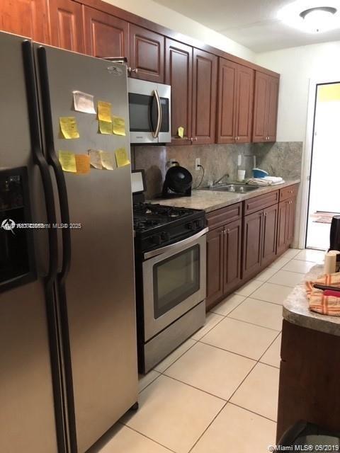 7901 SW 64th Ave # 16