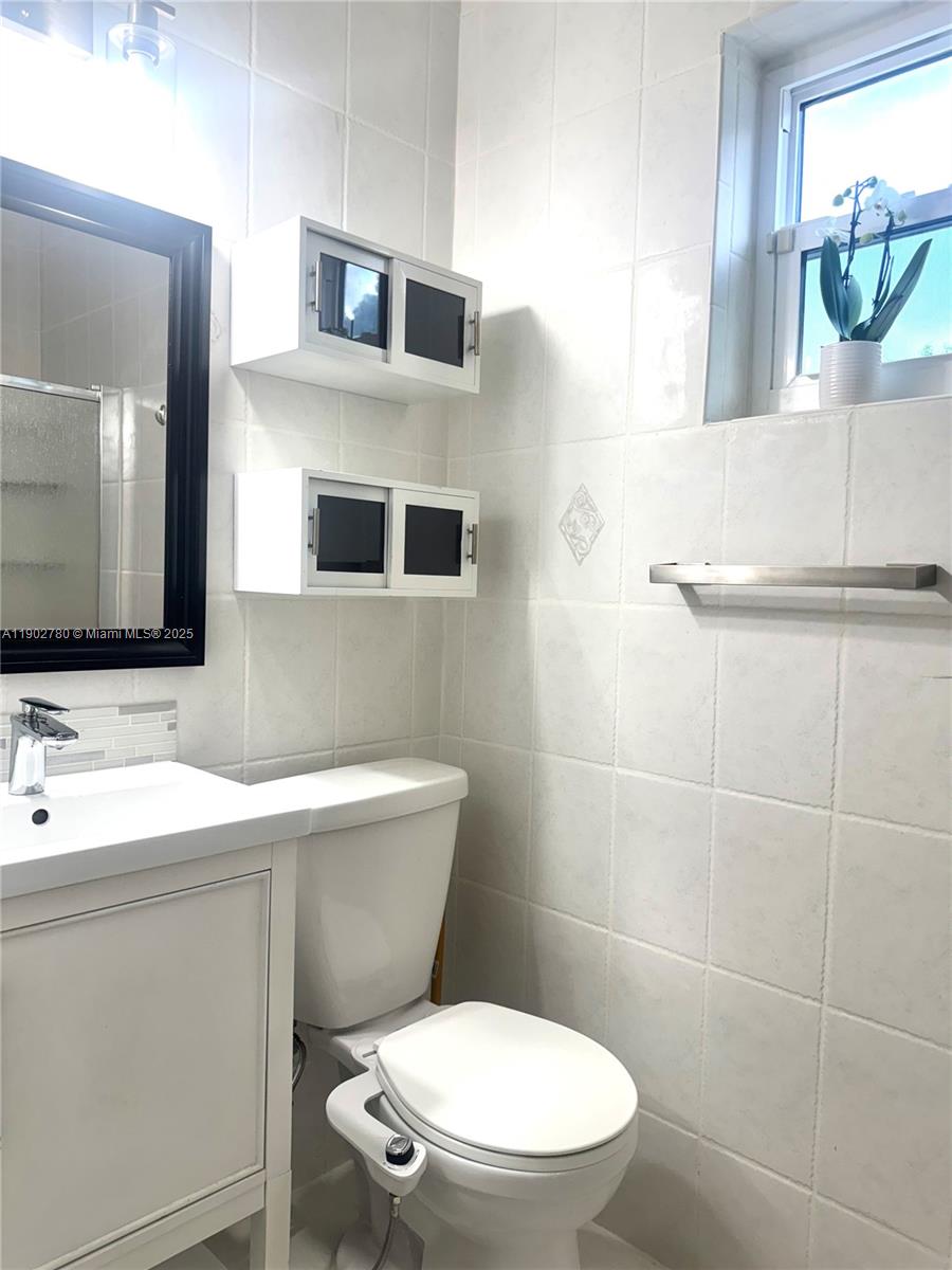 1700 SW 16th Ter # 305, Miami Unit: 305
