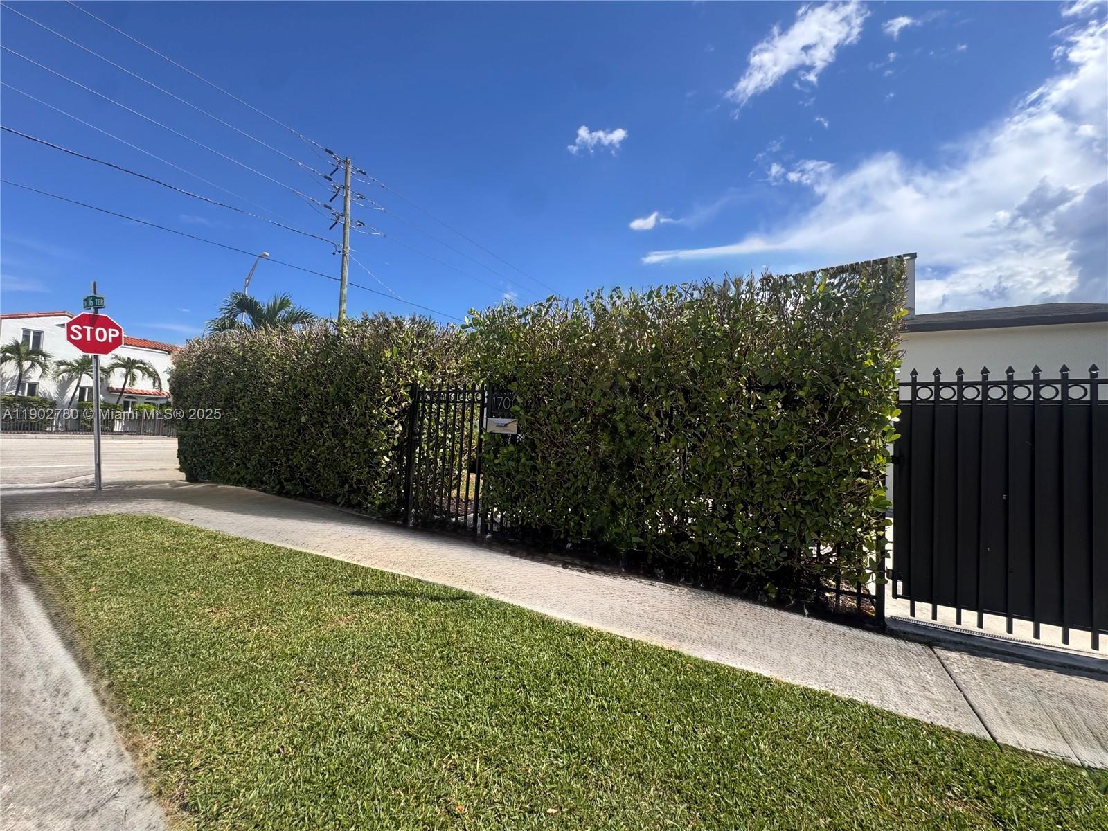 1700 SW 16th Ter # 305, Miami Unit: 305