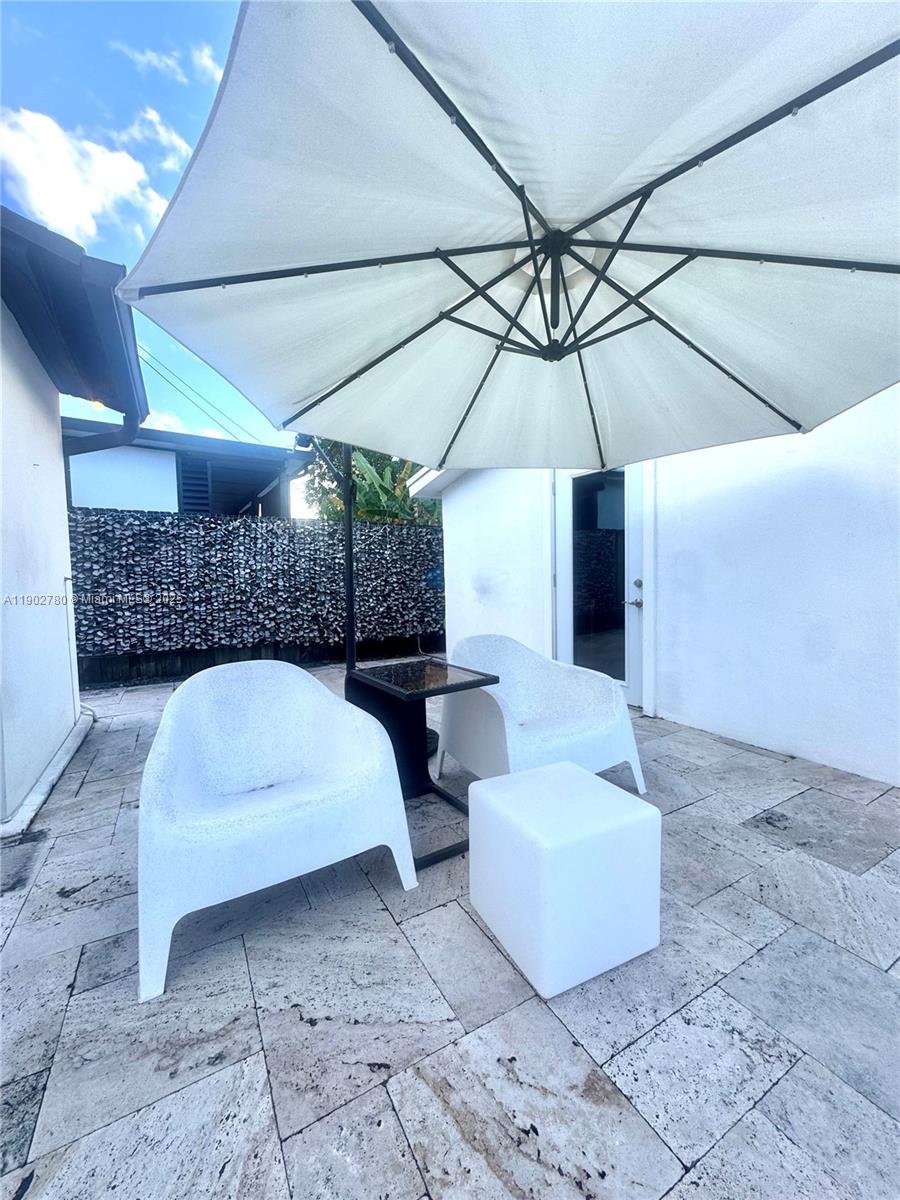 1700 SW 16th Ter # 305, Miami Unit: 305