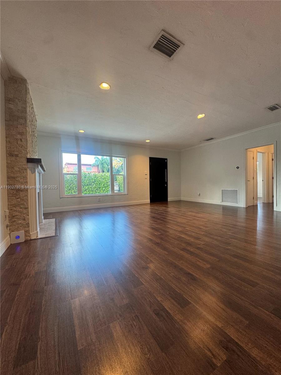 1700 SW 16th Ter # 305, Miami Unit: 305