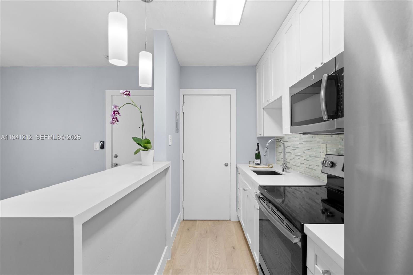 6330 SW 79th St # 18