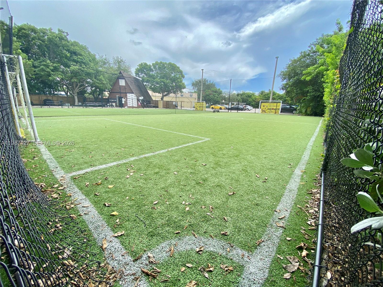 6330 SW 79th St # 18