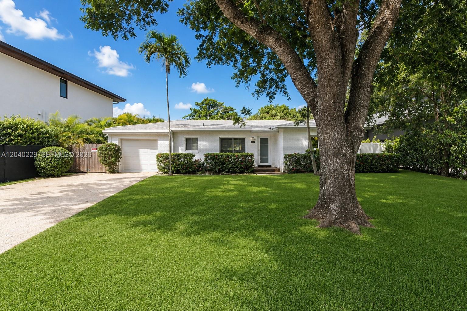7415 SW 56 Ave # 0