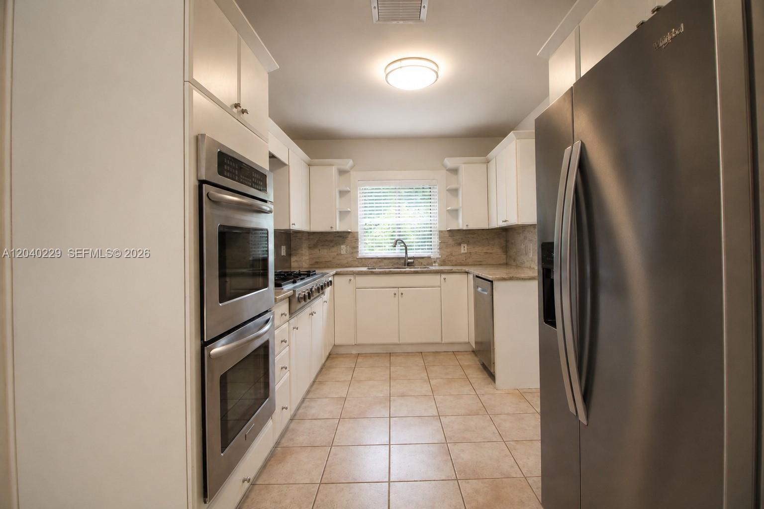 7415 SW 56 Ave # 0