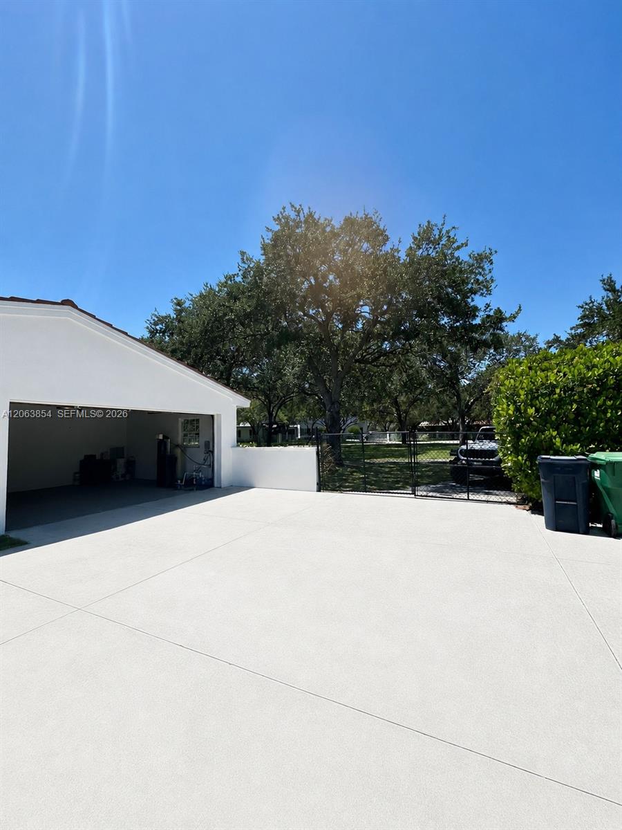 12345 SW 63rd Ave