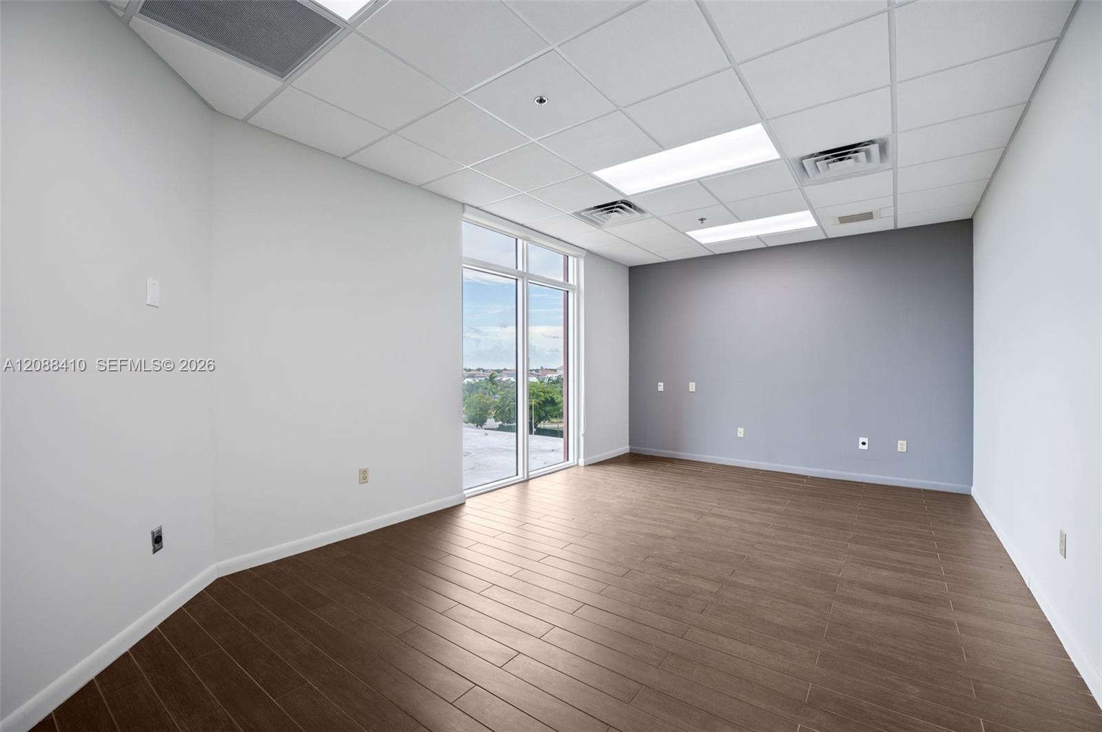 8200 SW 117th Ave # 404