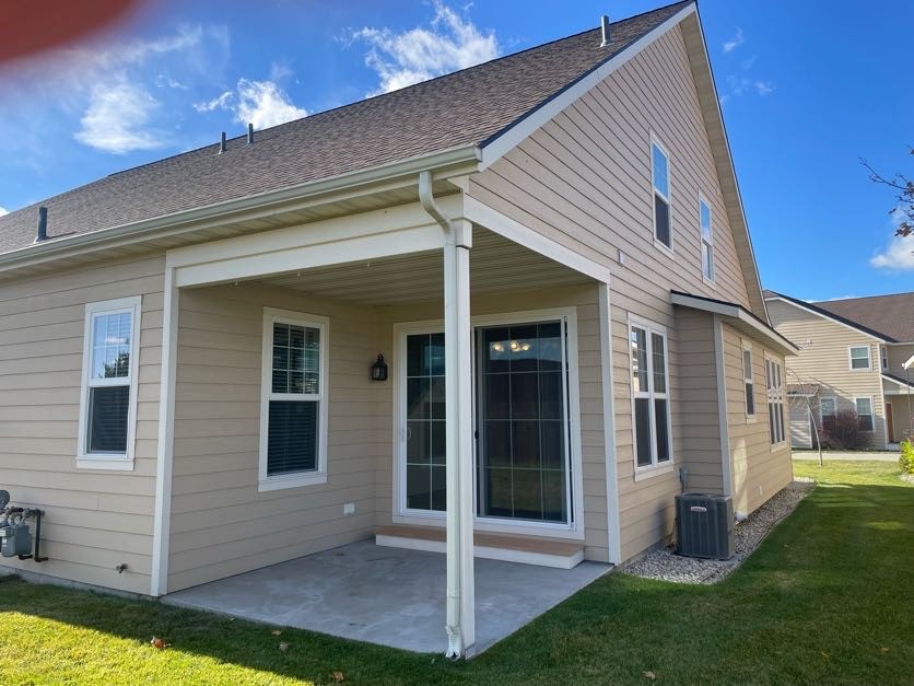 122 Villa Court
