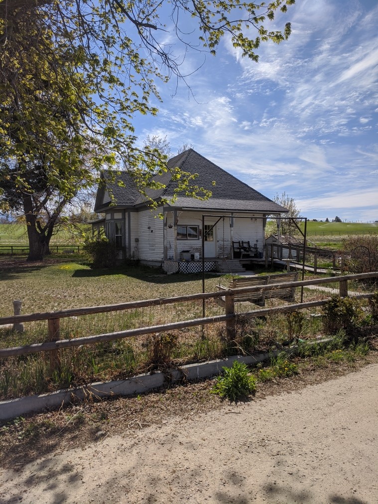 321 Black Lane